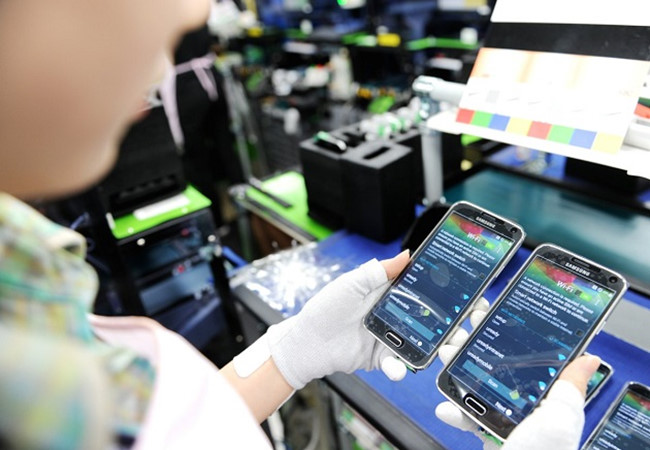 Hơn 57% linh kiện điện thoại được nhập khẩu từ TQ